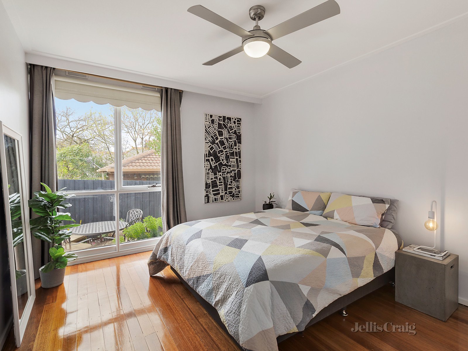 1/840 Toorak Road, Hawthorn East image 2