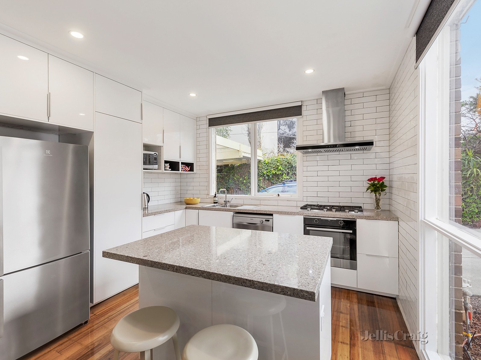 1/840 Toorak Road, Hawthorn East image 3