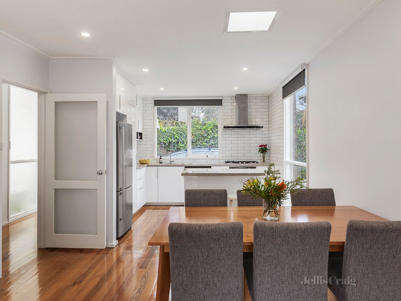 1/840 Toorak Road, Hawthorn East image 5