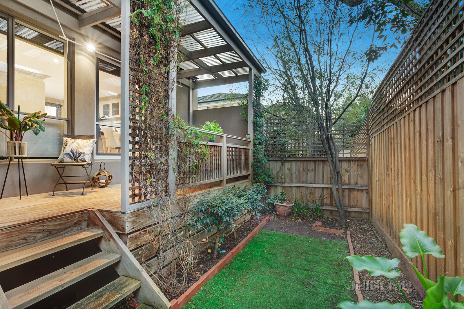 1/847 Glenferrie Road, Kew image 5