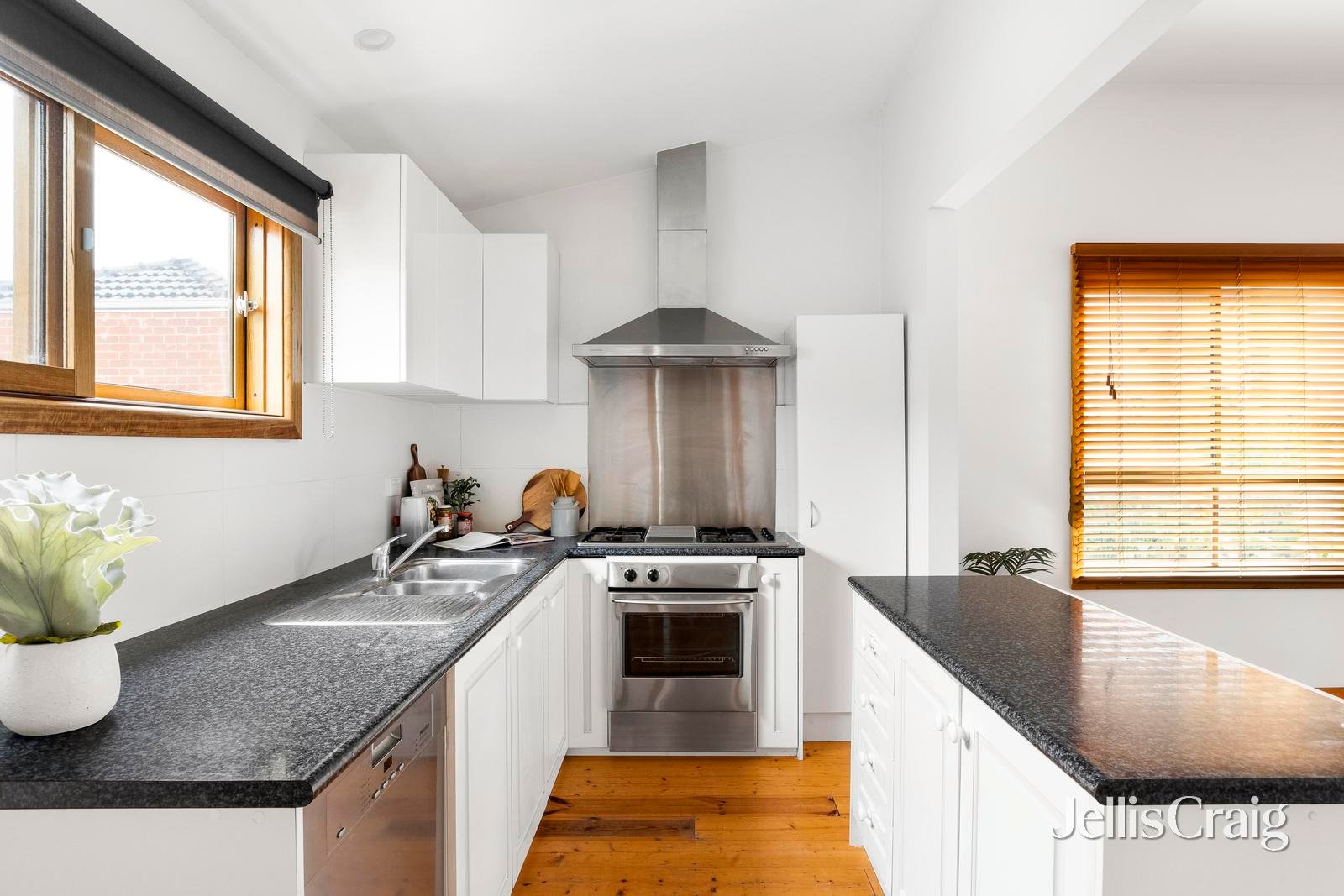 1/85 Cuthbert Road, Reservoir image 3