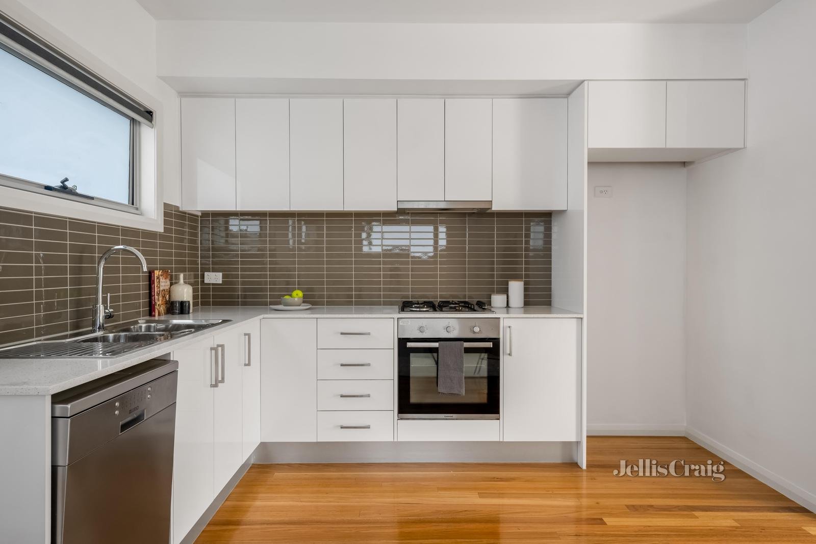 1/85 Newlands Road, Coburg North image 5