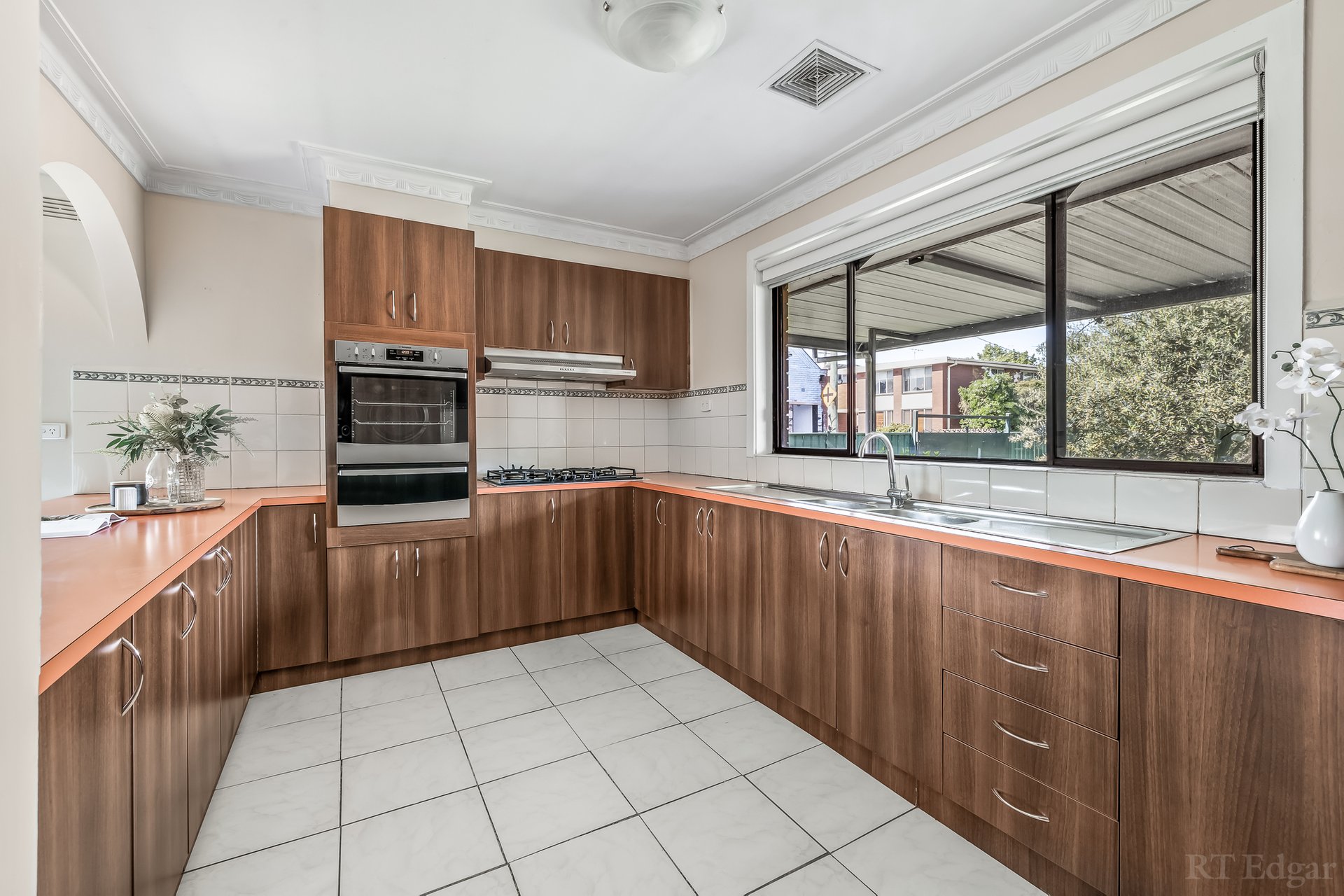 Property Gallery Thumbnail 7