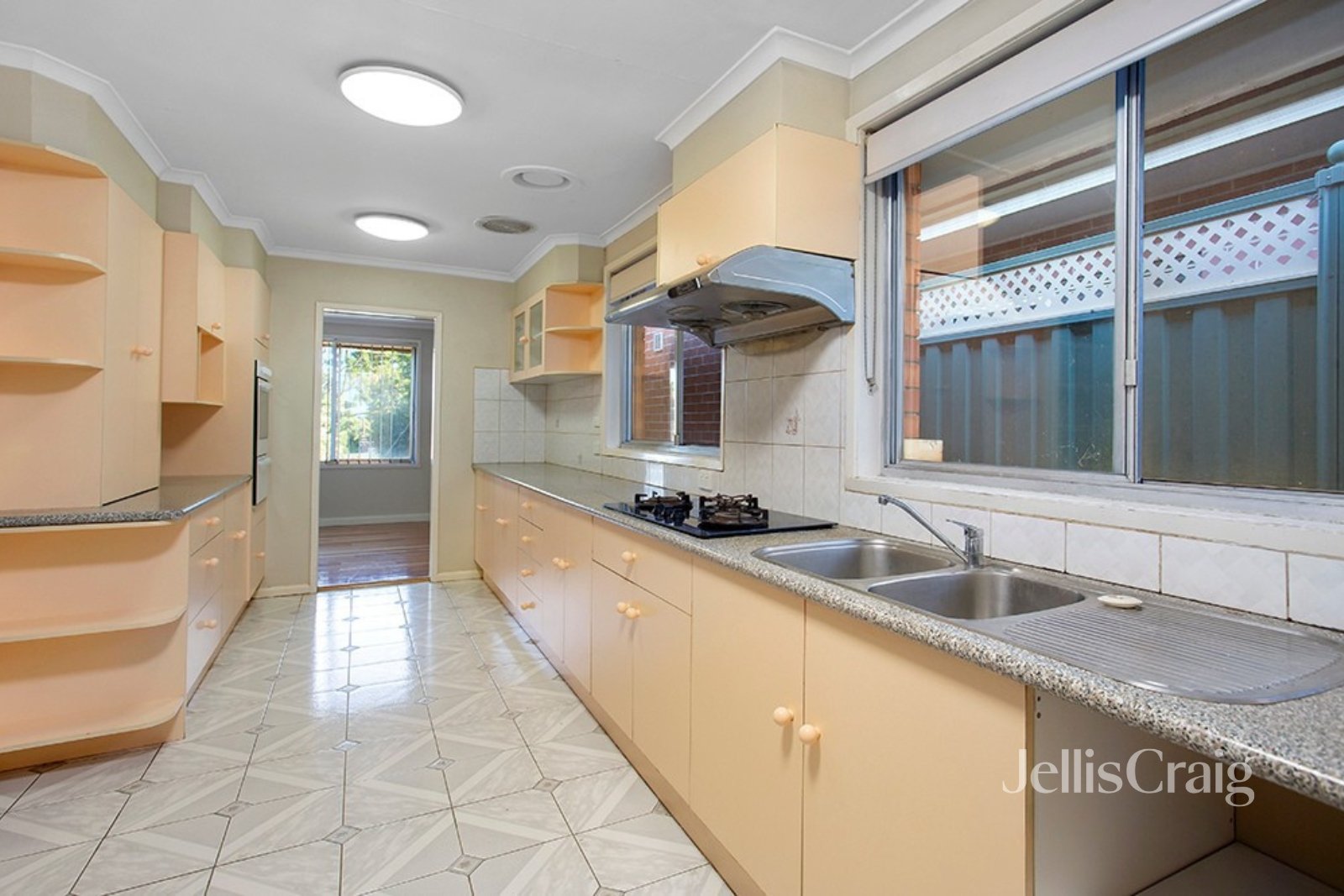 185 Rosanna Road, Rosanna image 2