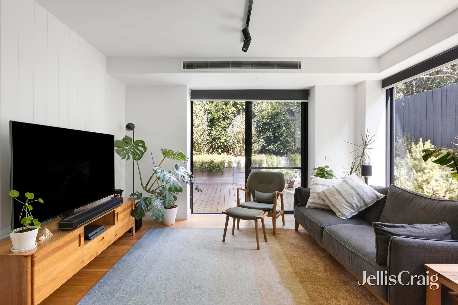 18/52 Clyde Street, Thornbury image 4