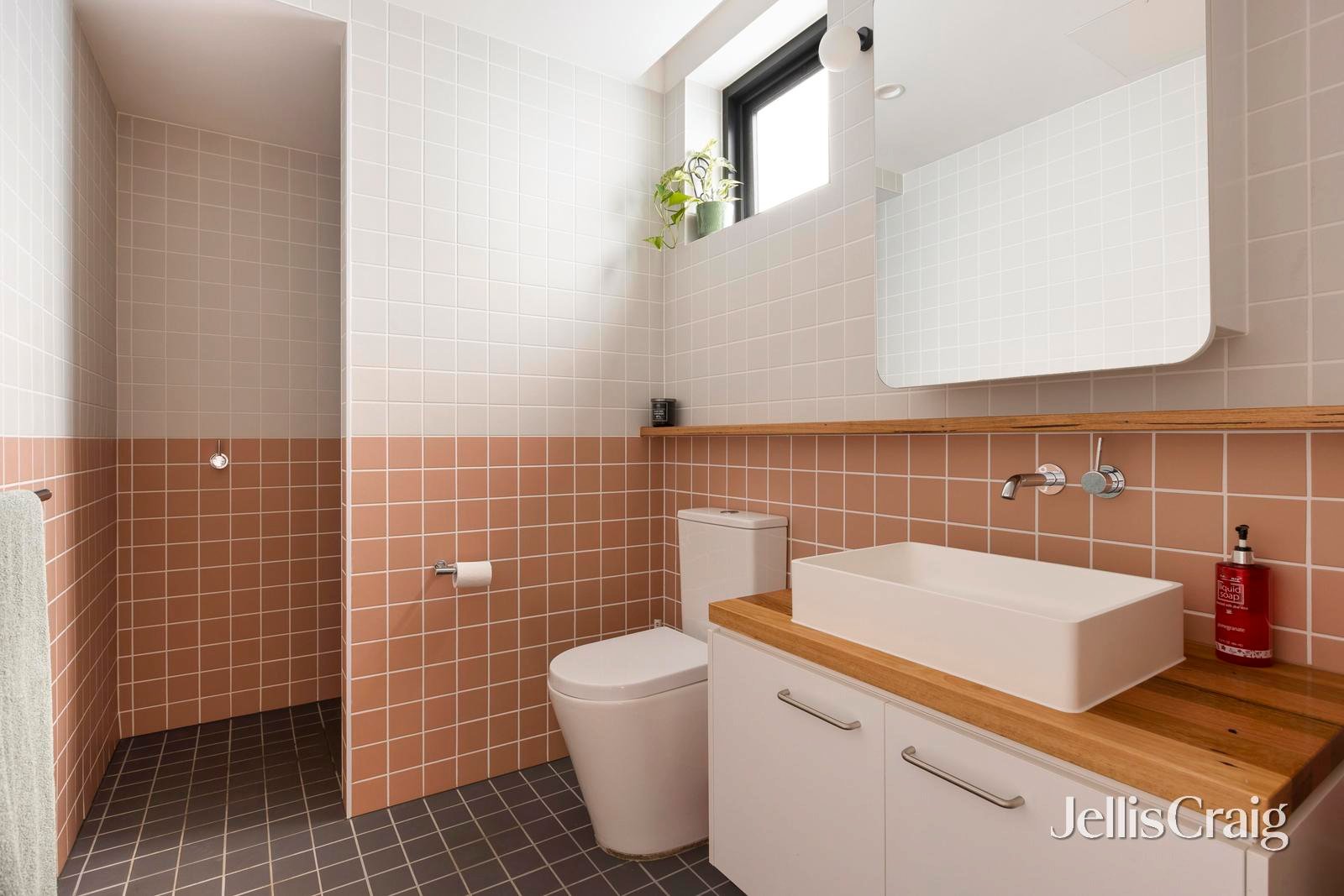 18/52 Clyde Street, Thornbury image 9