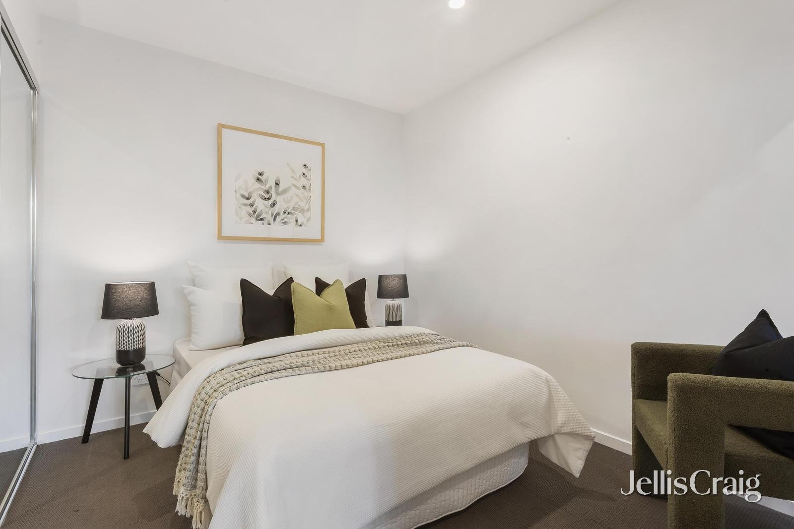 18/523 Burwood Road, Hawthorn image 7