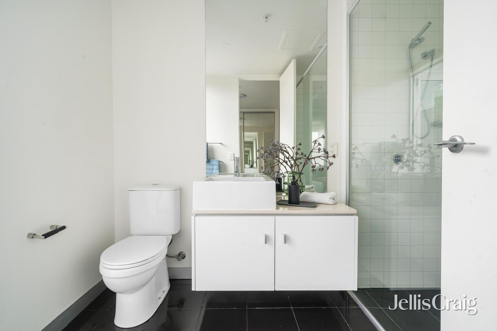 18/568 New Street, Brighton image 5