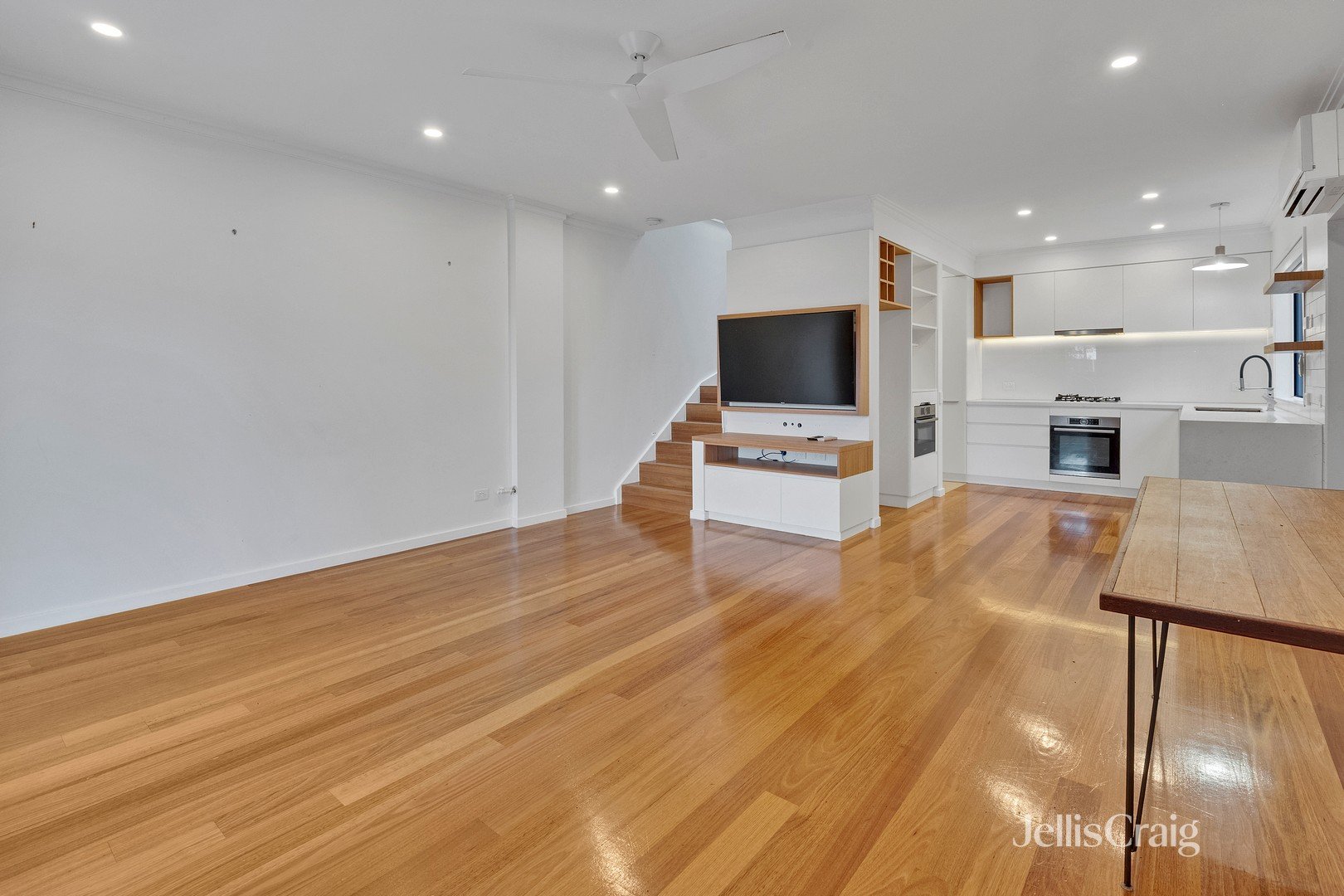 18/58-62 Aitken Street, Williamstown image 5