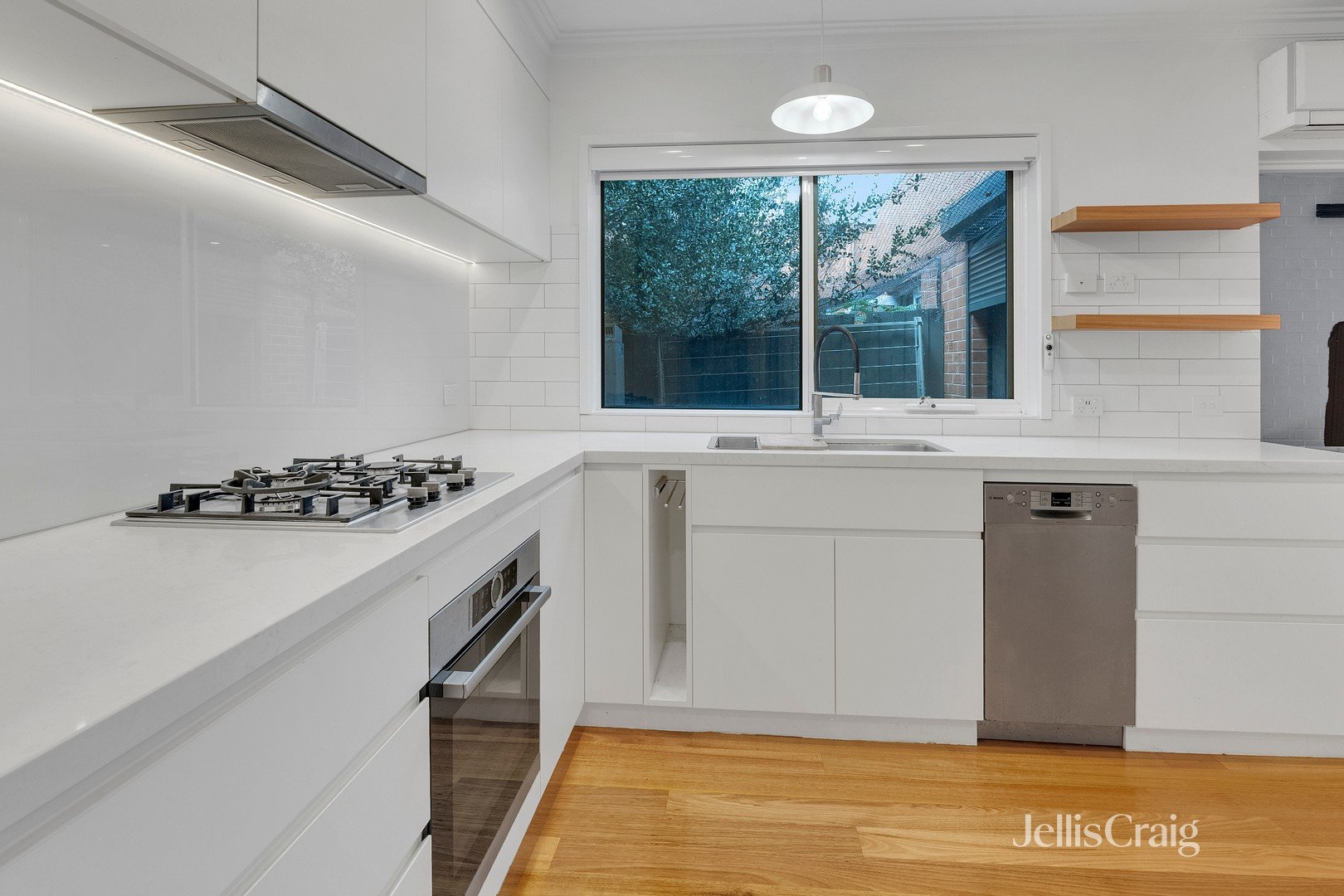 18/58-62 Aitken Street, Williamstown image 8