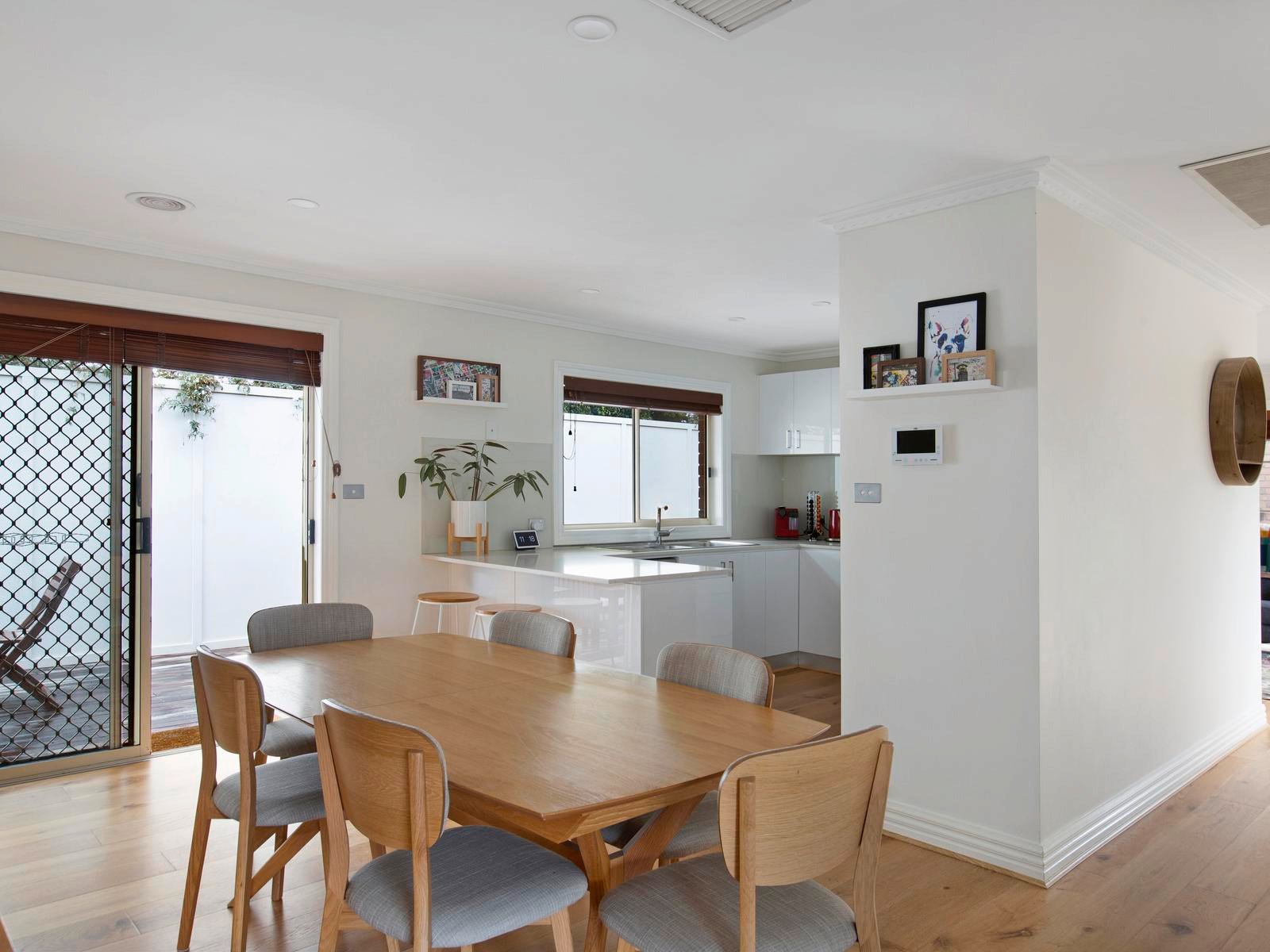 1/858 Toorak Road, Hawthorn East image 2