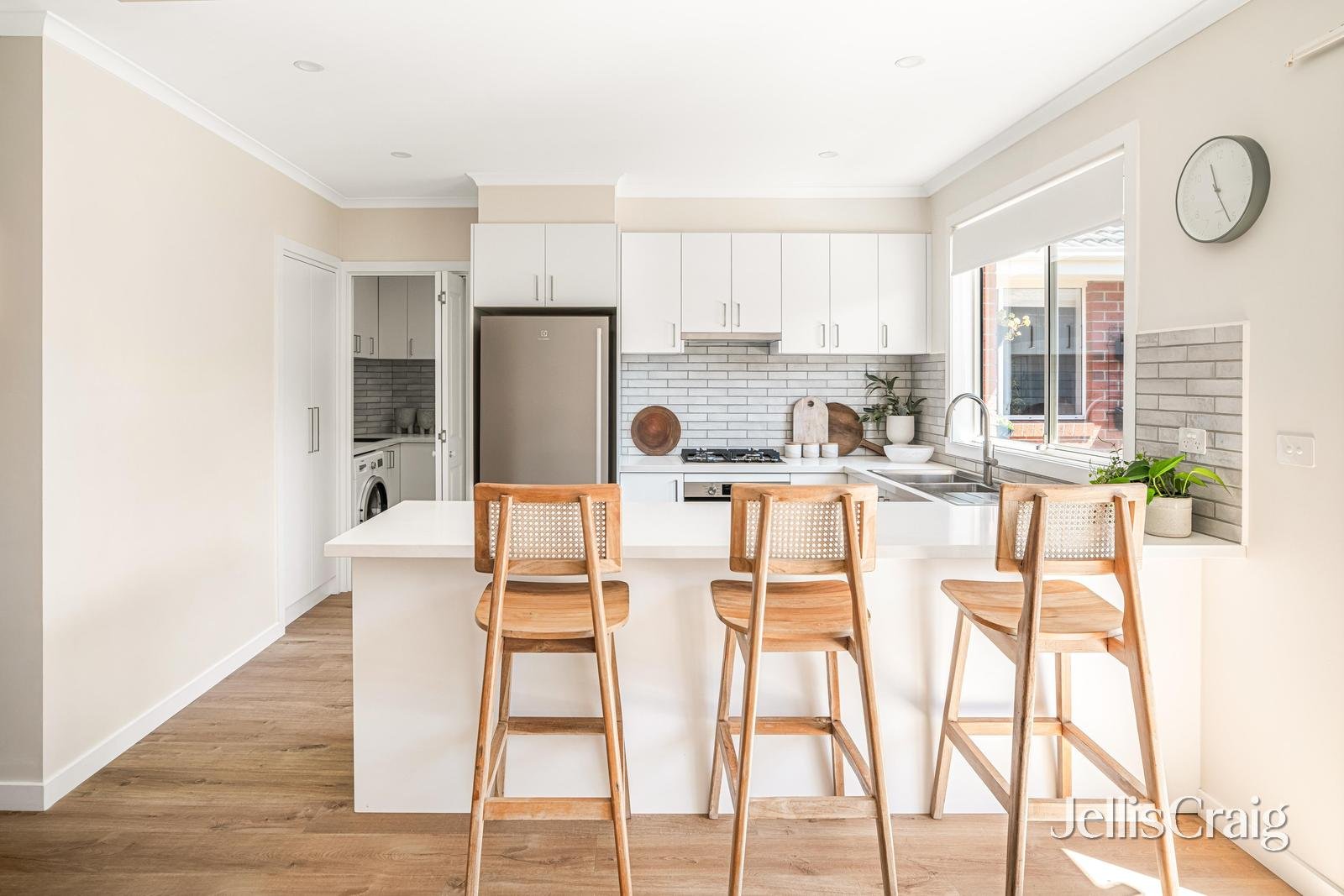 1/86 Albenca Street, Cheltenham image 3