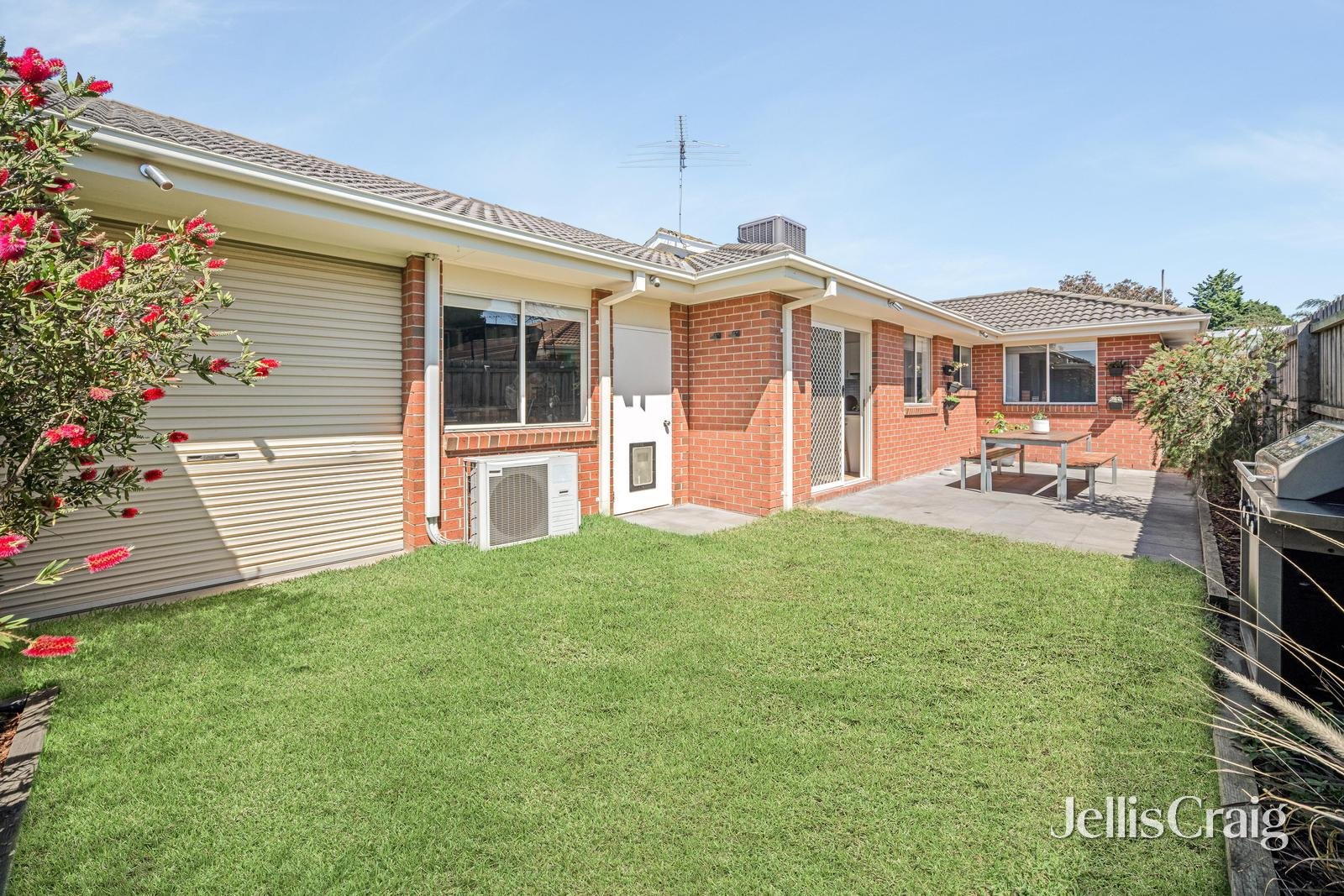 1/86 Albenca Street, Cheltenham image 12