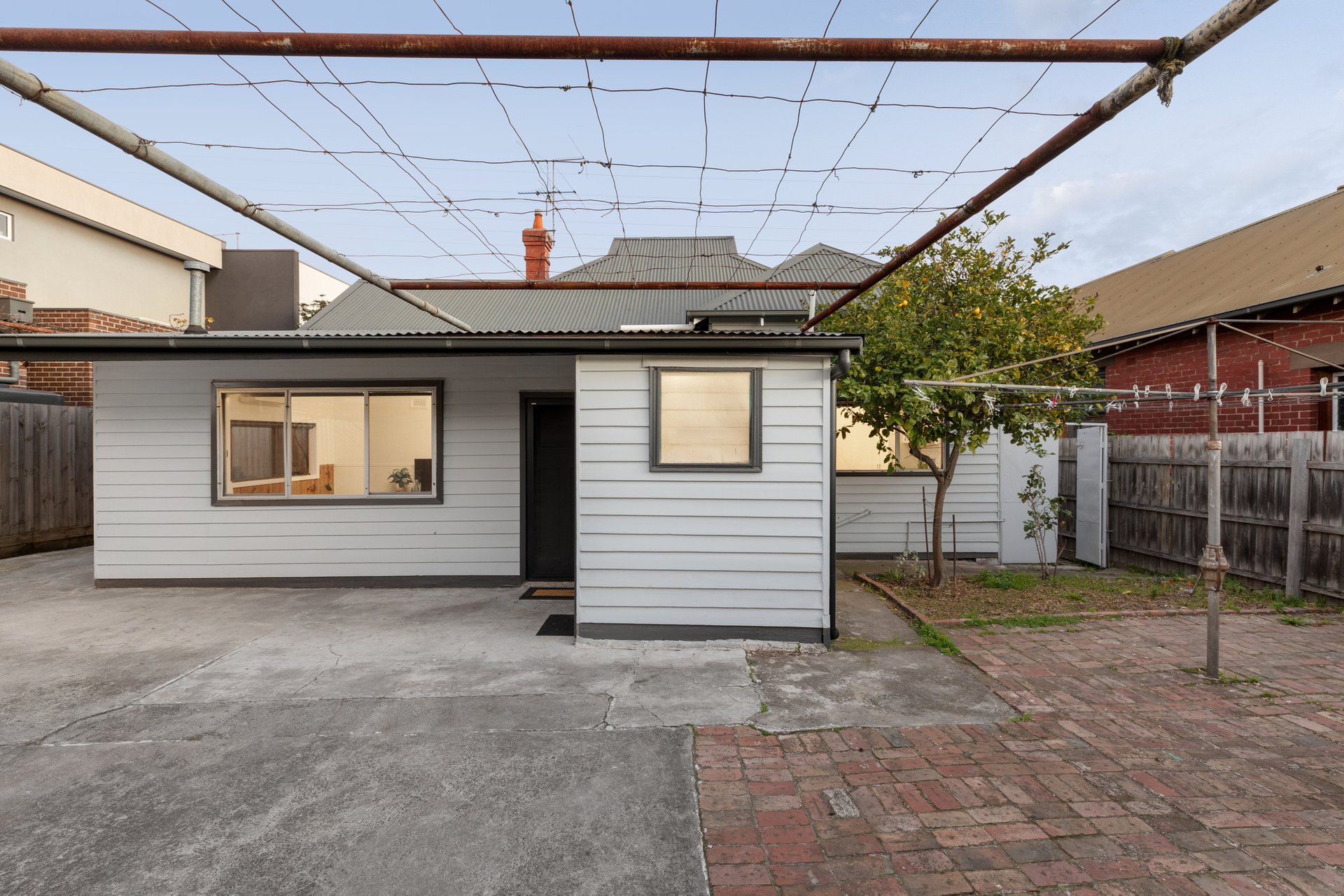 Property Gallery Thumbnail 10