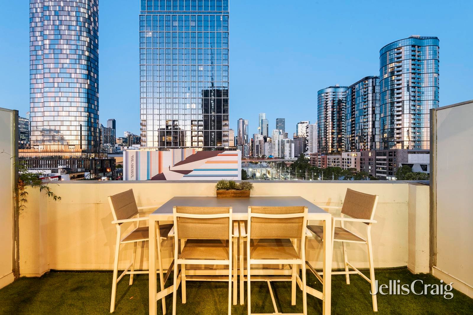 18/66 Montague Street, South&nbsp;Melbourne image 4