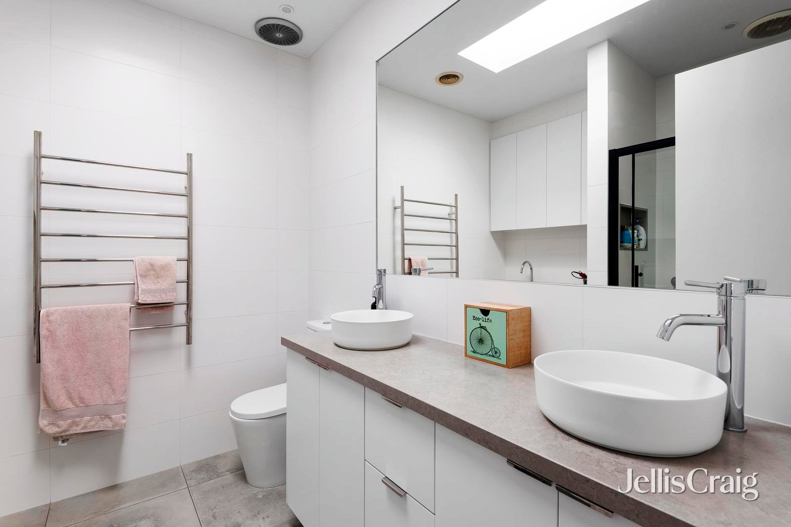 18/66 Montague Street, South&nbsp;Melbourne image 8