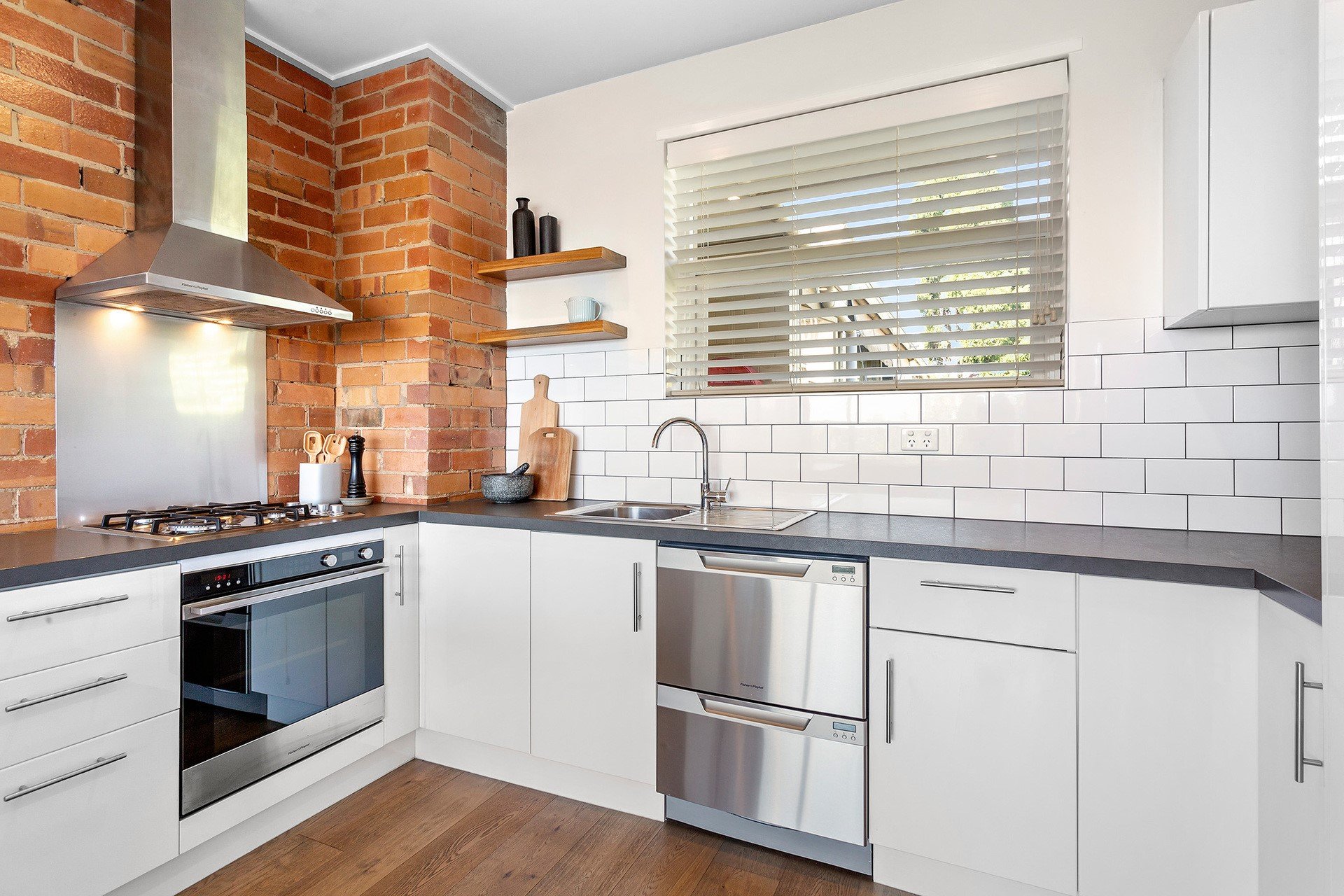 18/672 Malvern Road, Prahran image 6