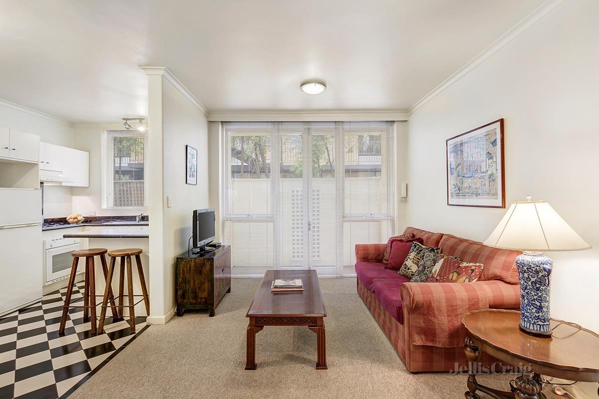 1/87 Denham Street, Hawthorn image 3