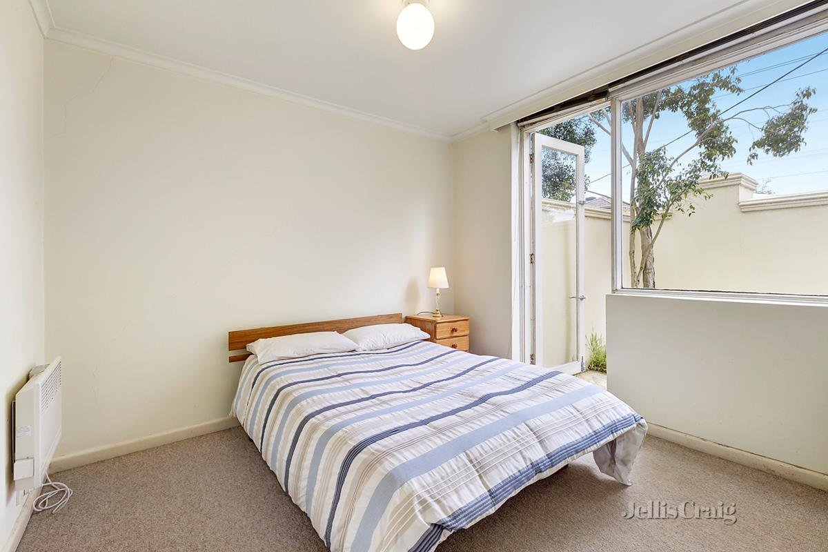 1/87 Denham Street, Hawthorn image 4