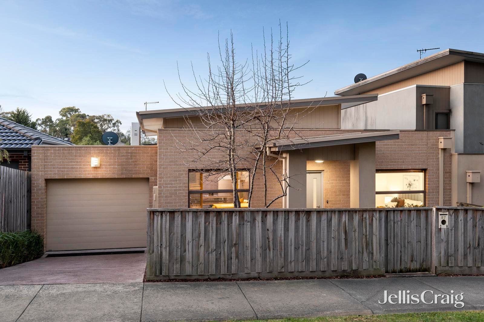 1/87 Lincoln Road, Croydon image 1