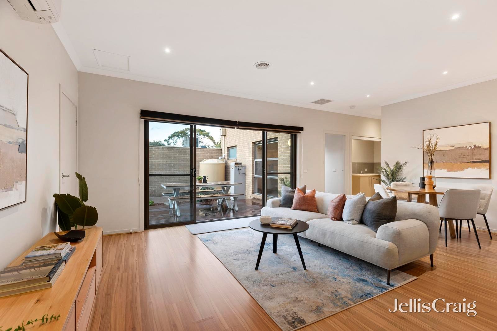 1/87 Lincoln Road, Croydon image 2