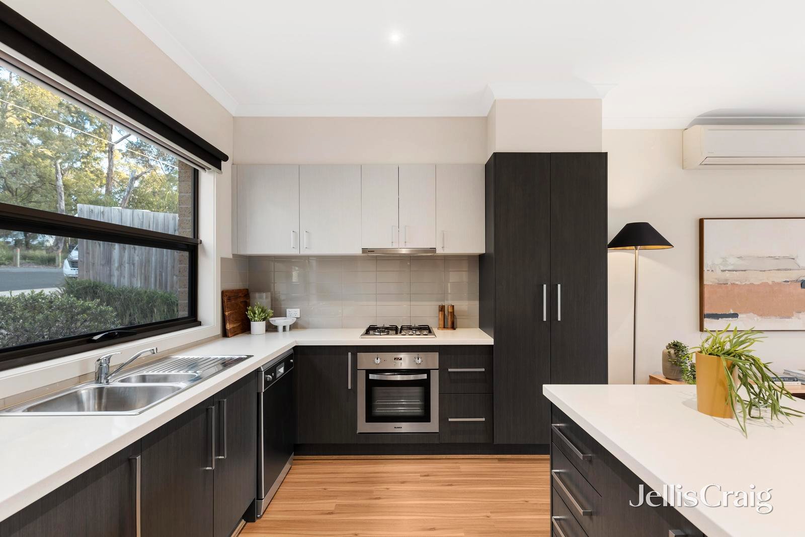 1/87 Lincoln Road, Croydon image 5