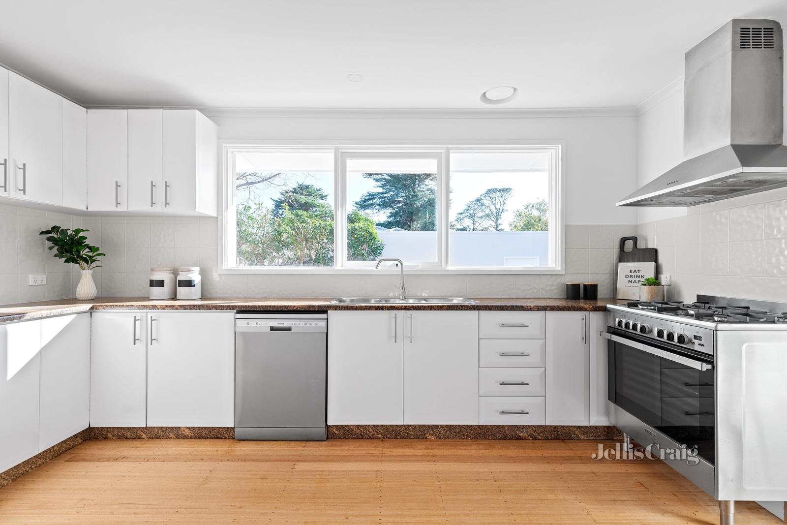 1/87 Lochiel Avenue, Edithvale image 7