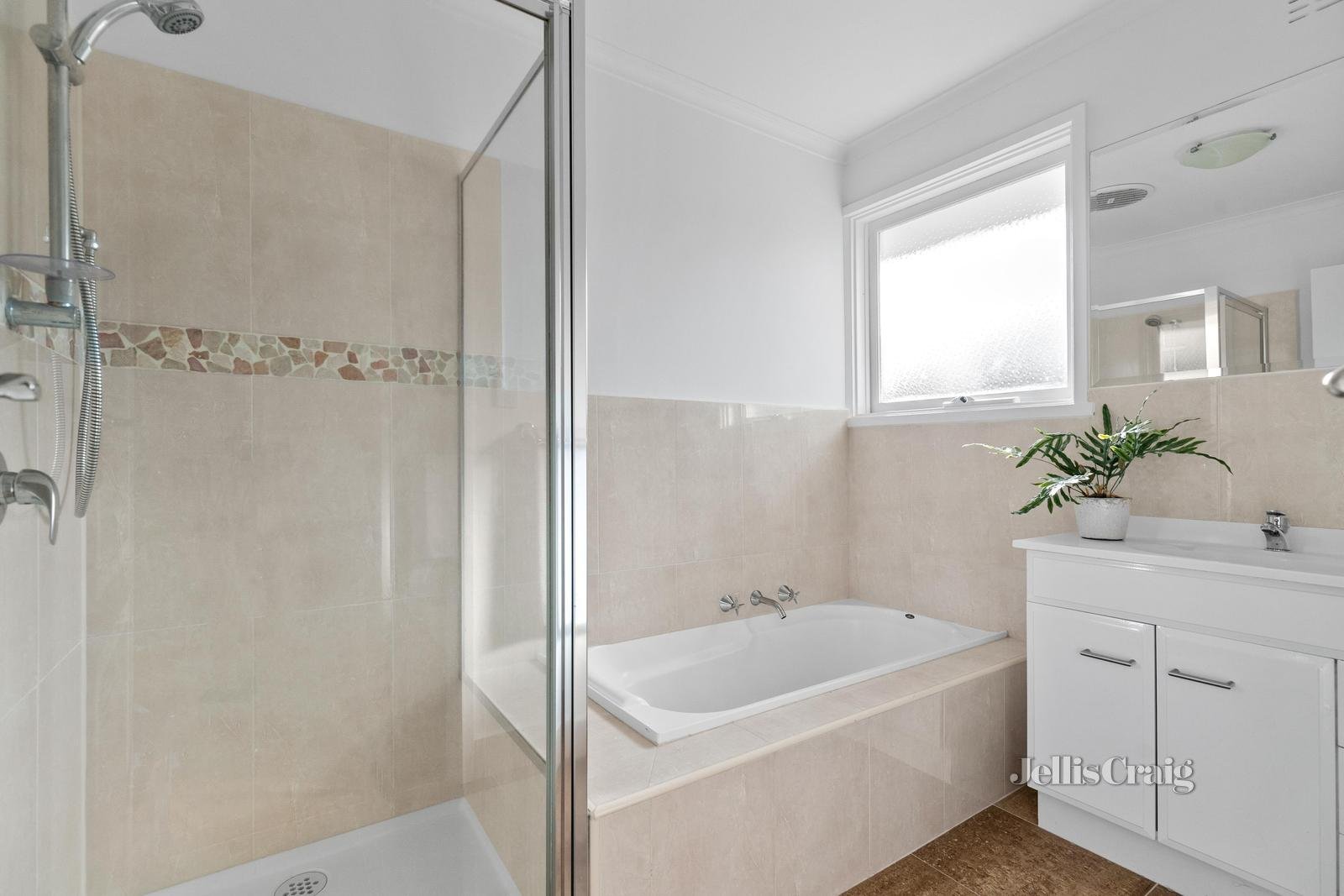1/87 Lochiel Avenue, Edithvale image 14