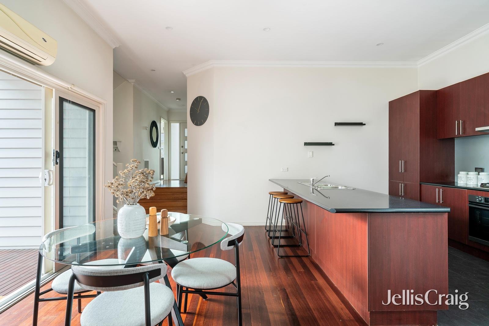 1/87 Rattray Road, Montmorency image 7