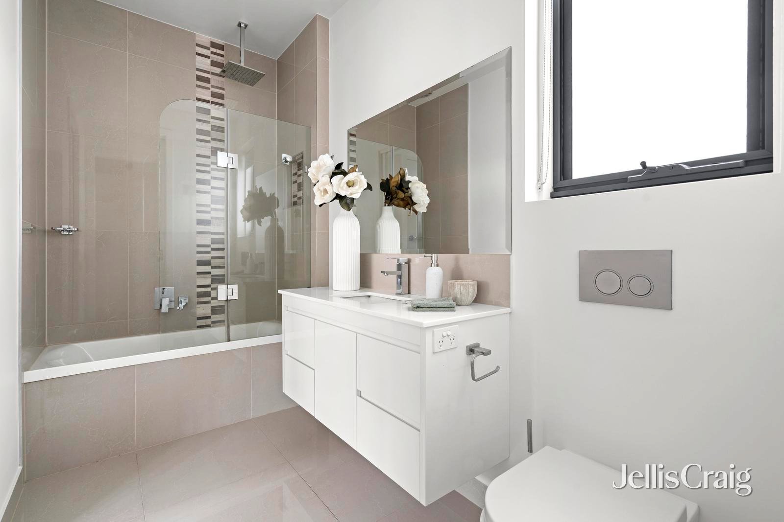 1/87 Stewart Street, Brunswick image 10