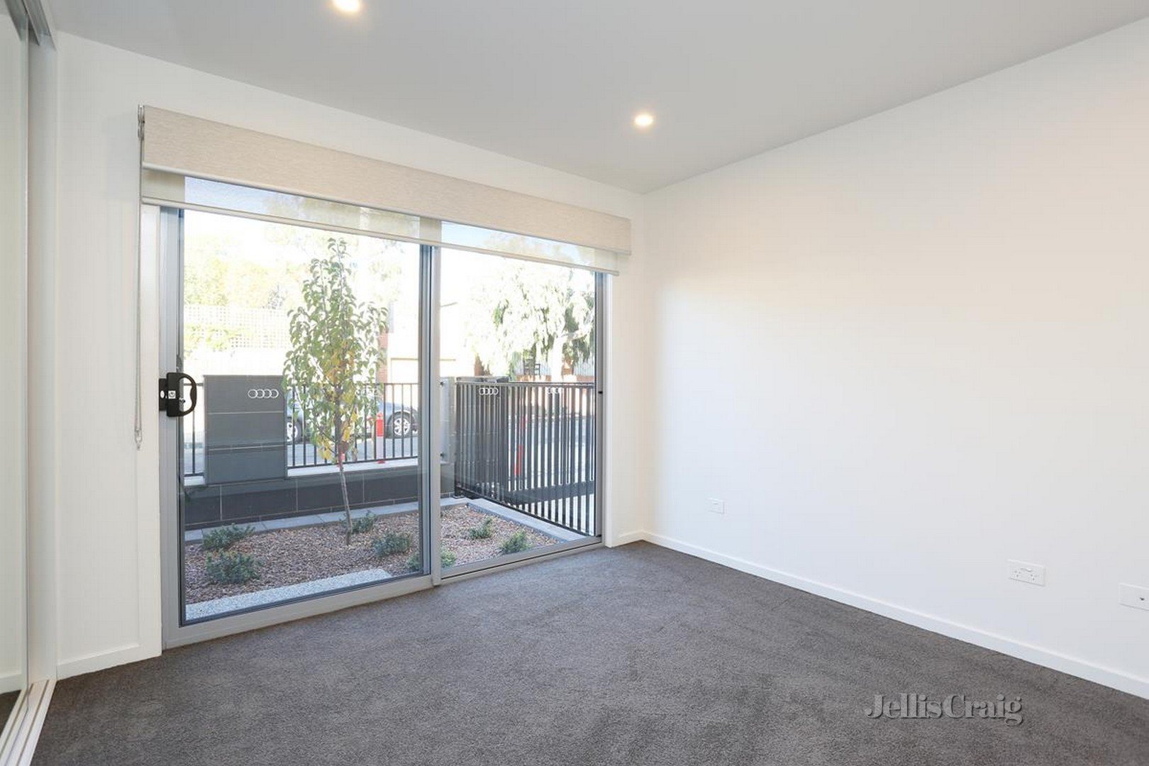 1/87 Stewart Street, Brunswick image 7