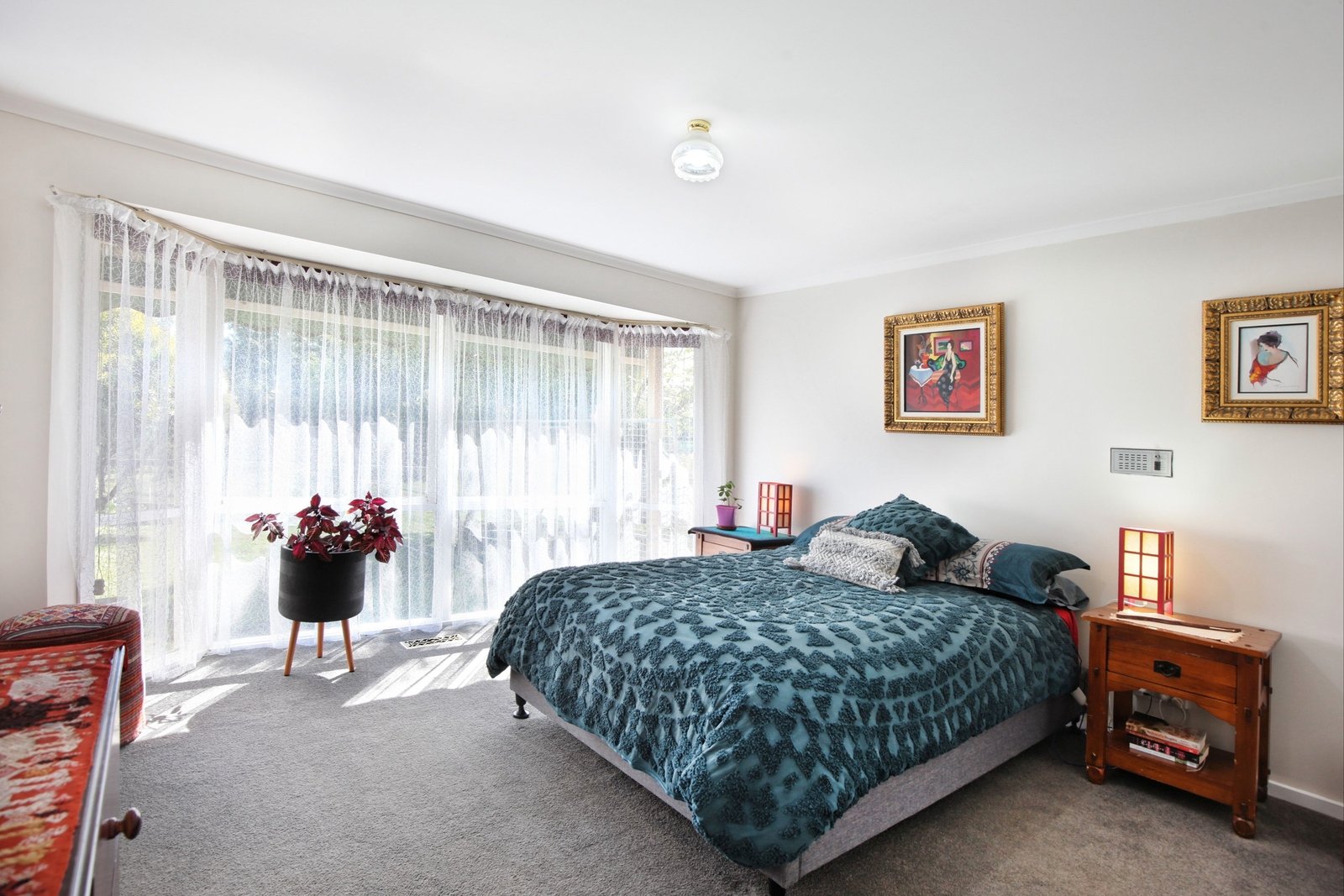 Property Gallery Thumbnail 11