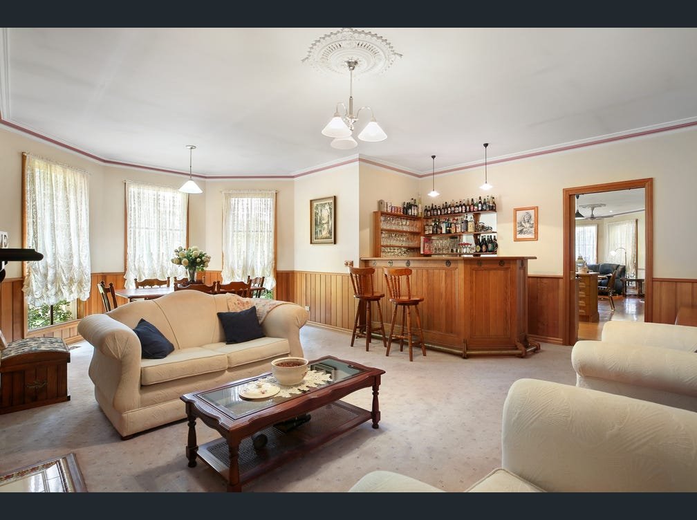 1874 Mount Macedon Road, Woodend image 2