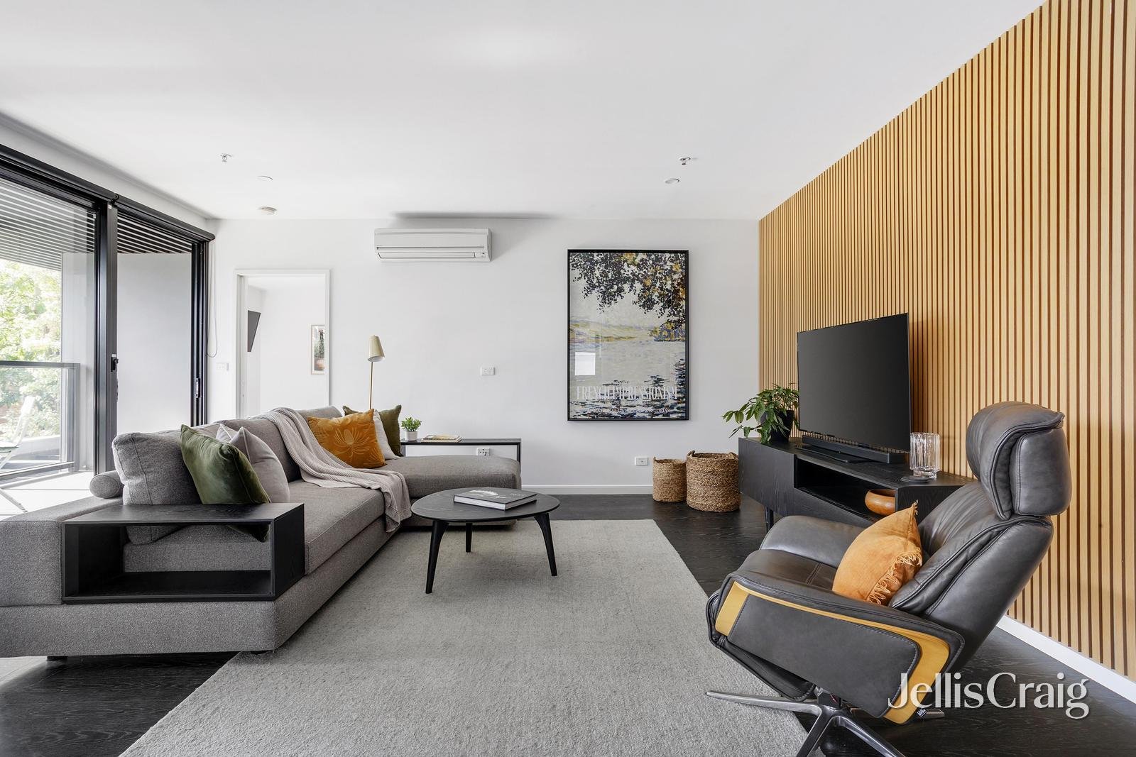 18/765 Malvern Road, Toorak image 4