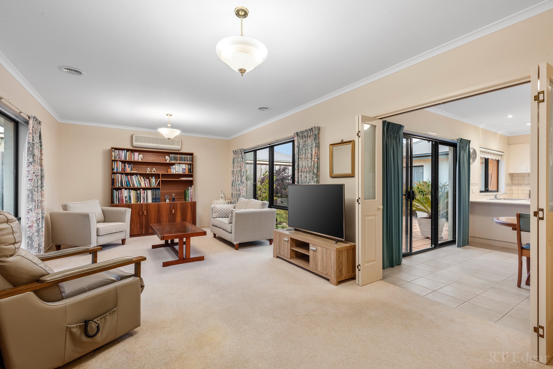 Property Gallery Thumbnail 4
