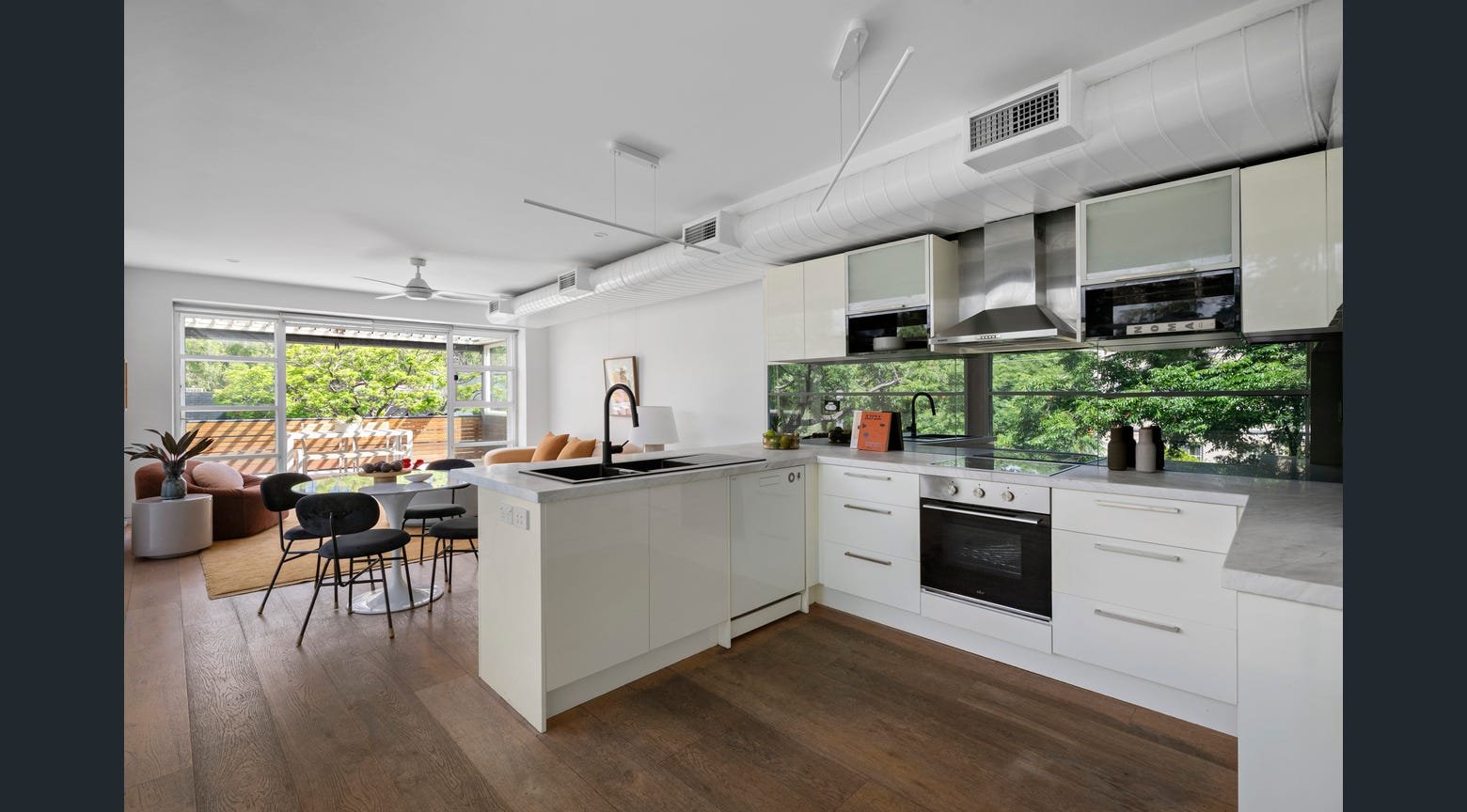 189 Gladstone Street, South&nbsp;Melbourne image 2