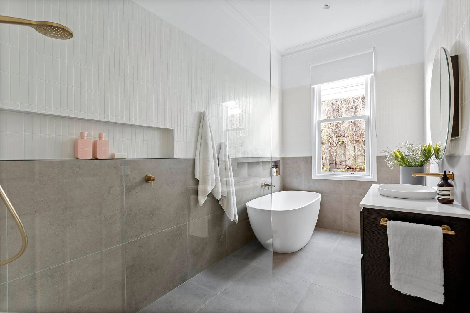 Property Gallery Thumbnail 12
