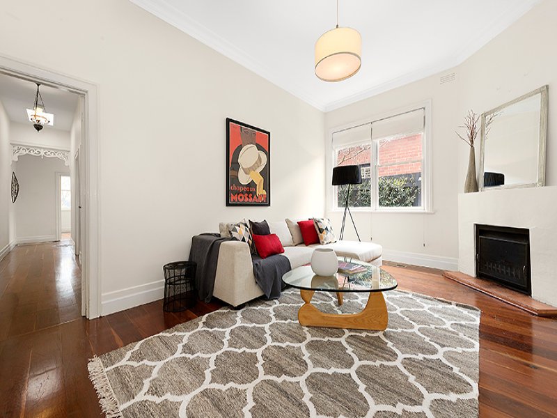 189 Ormond Road, Elwood image 2