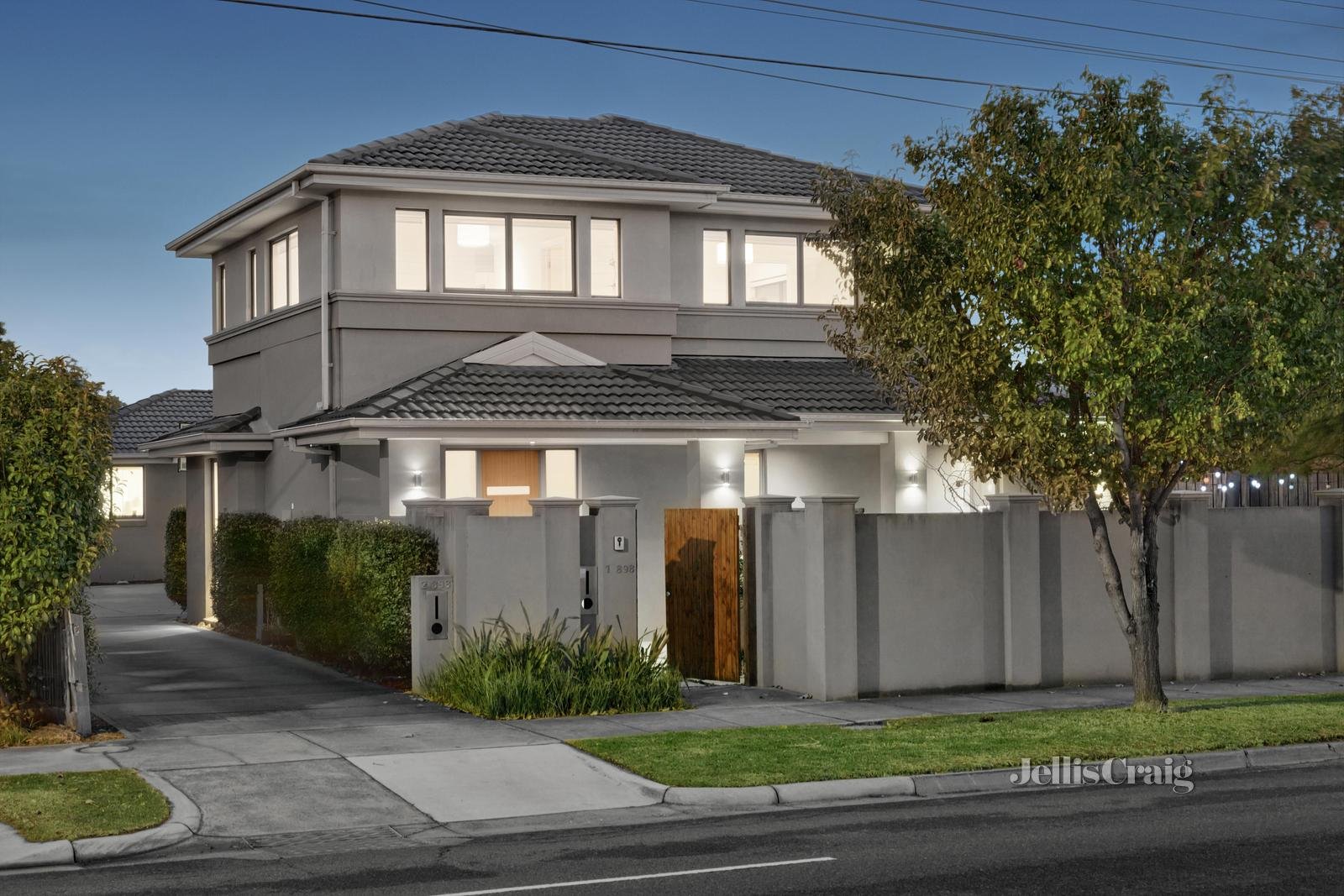 1/898 Centre Road, Bentleigh East image 1