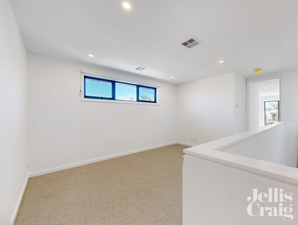 18A Anne Street, Mckinnon image 6