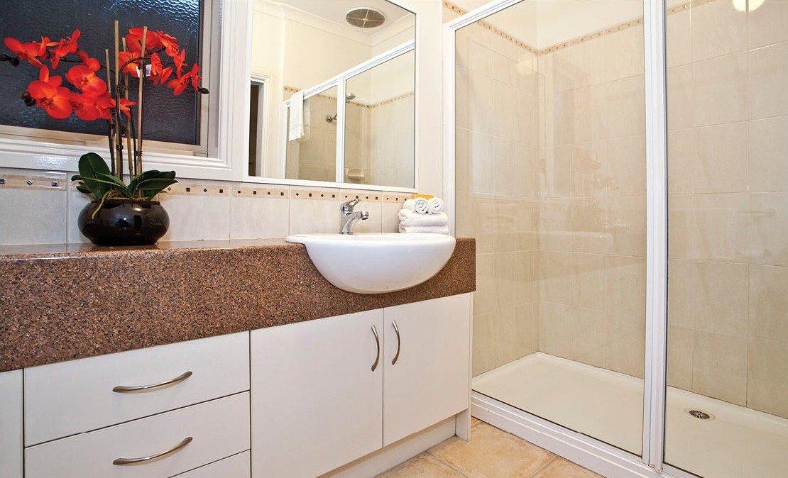 18A Coomleigh Avenue, Glen&nbsp;Waverley image 4