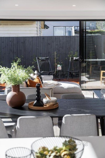 18A Draper Street, Mckinnon image 6