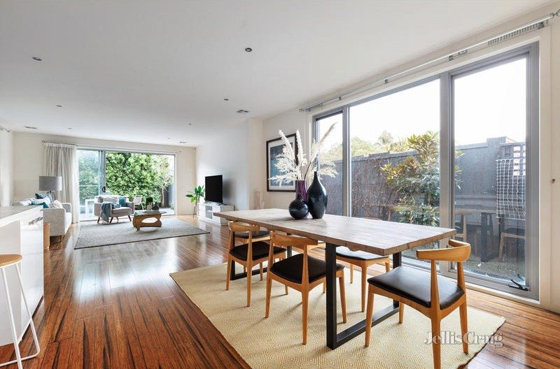 18A Durban Street, Bentleigh image 3