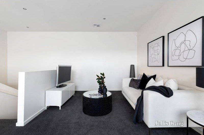 18A Durban Street, Bentleigh image 6