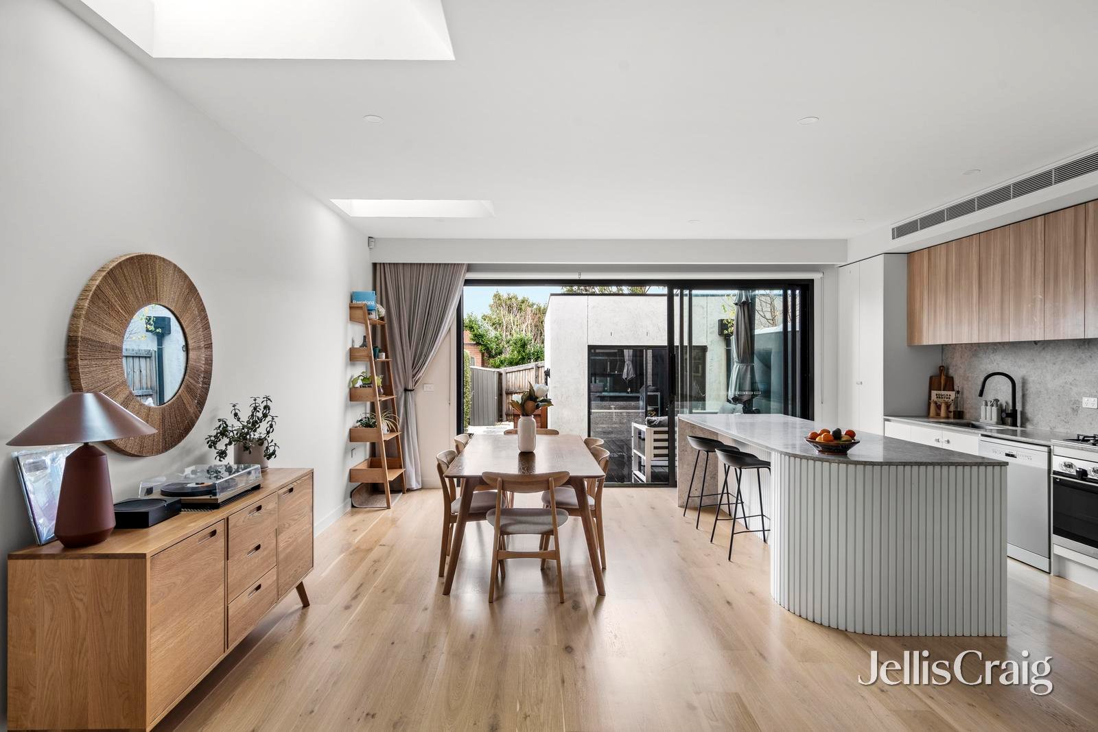 18A Kendall Street, Coburg image 5