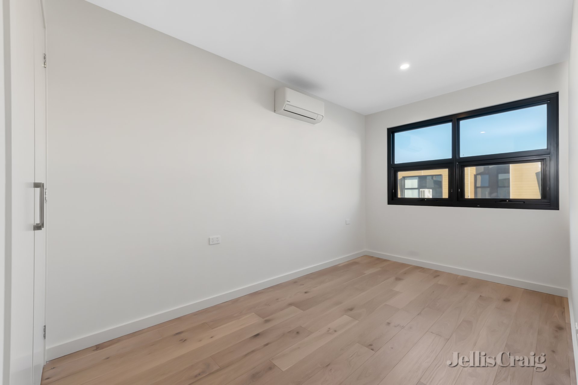 18A Linden Street, Brunswick East image 5