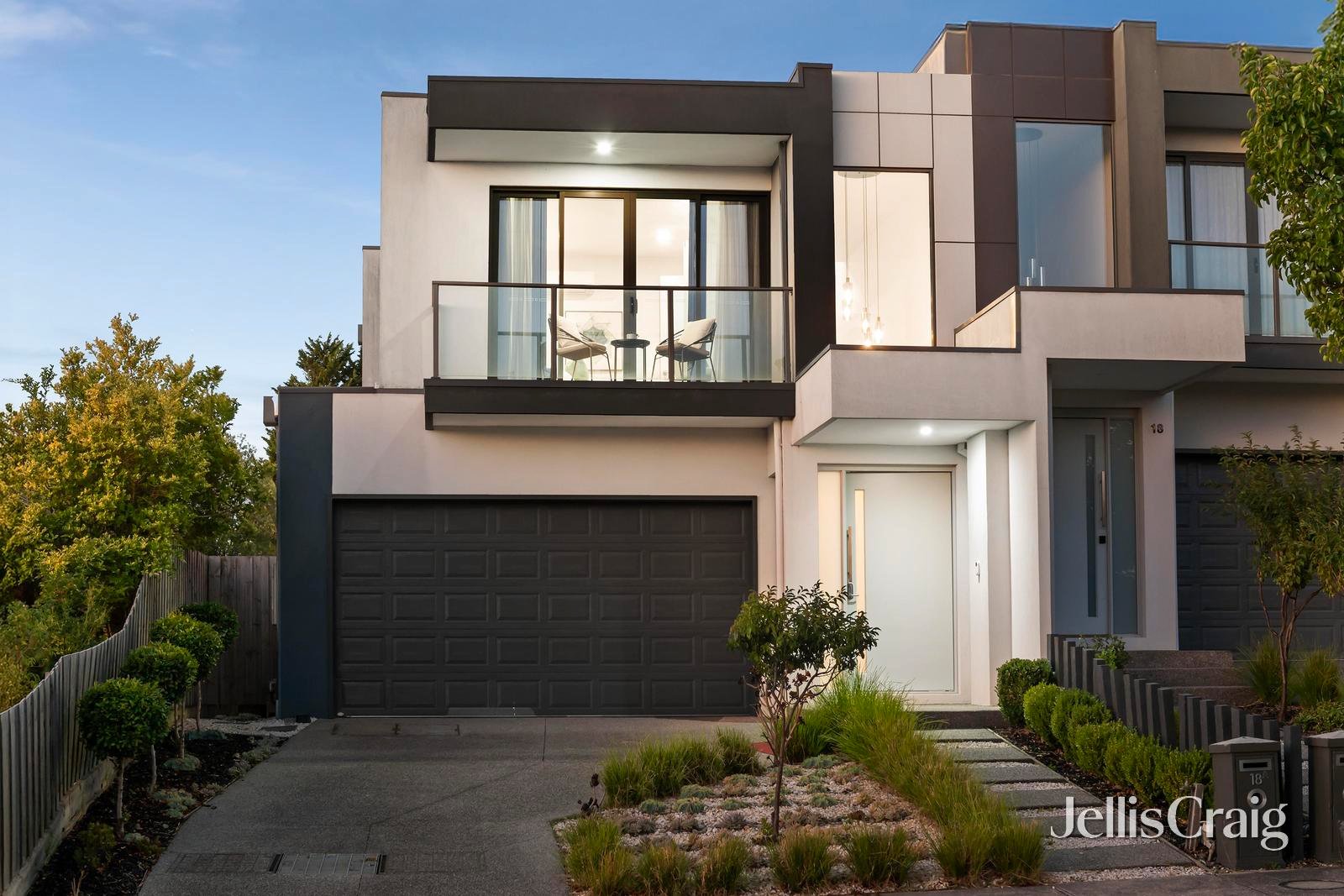 18a Maldon Crescent, Doncaster&nbsp;East image 1