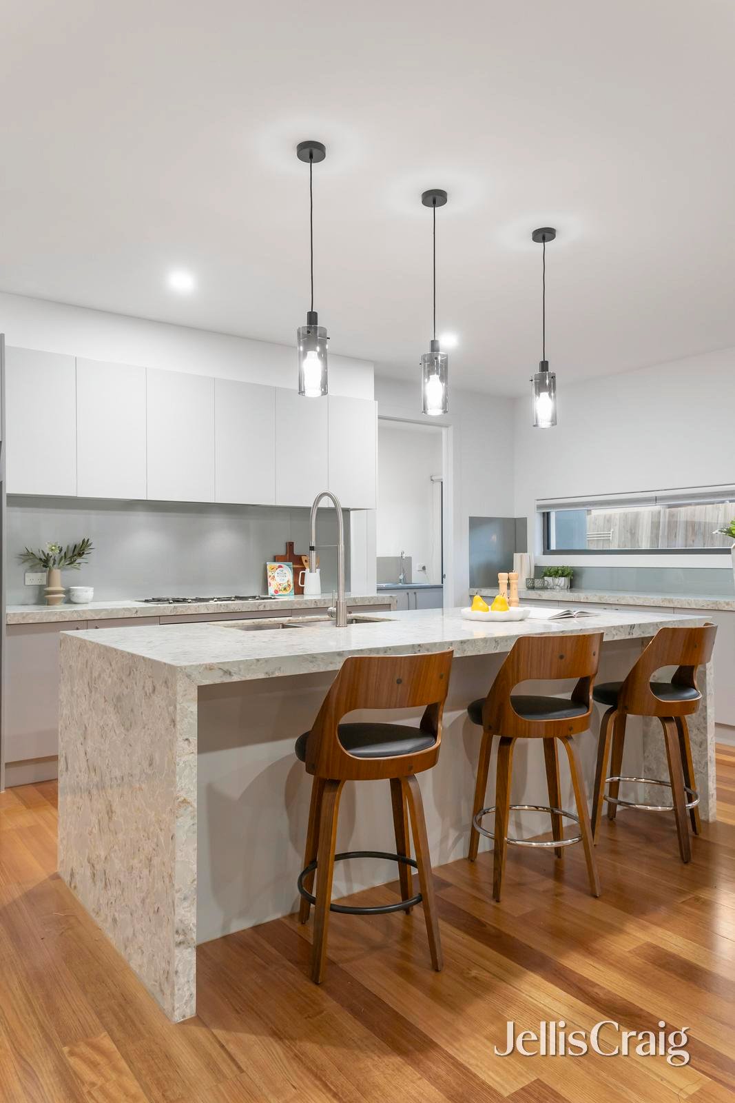 18a Maldon Crescent, Doncaster&nbsp;East image 6