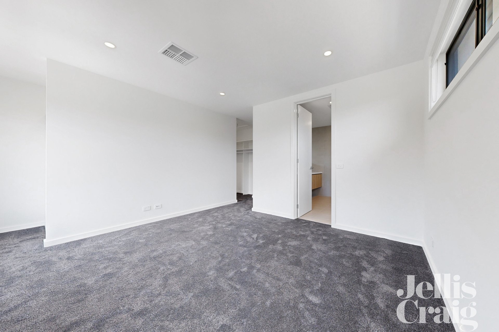 18A Noora Avenue, Bentleigh East image 8