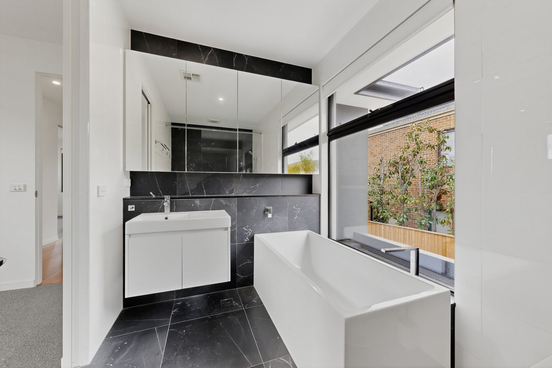 18A Percy Street, Balwyn image 8